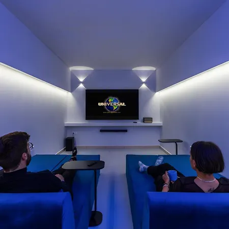 Апартаменты Fabrica Playloft In The Center By Binobi!
