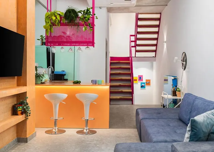 Fabrica Playloft In The Center By Binobi! * 塞萨洛尼基